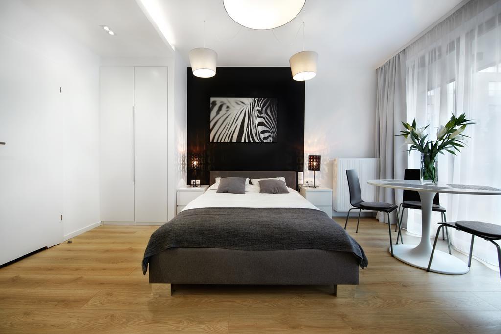 Kalia Apartments Варшава Екстериор снимка